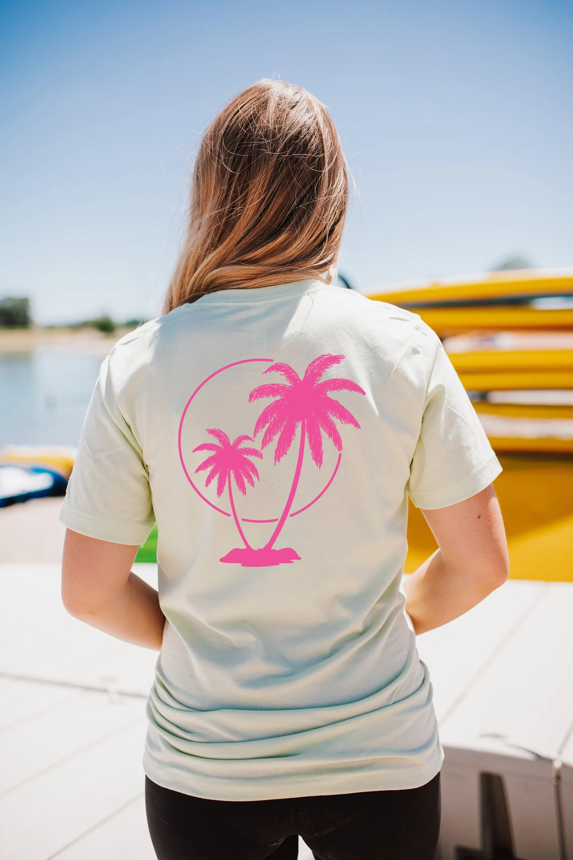 BEACH PLEASE POCKET DESIGN FRONT / 2 PALM TREES BACK - Unisex Tee