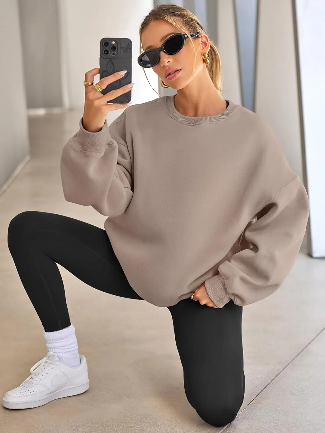 EFAN Womens Oversized Sweatshirts Hoodies Fleece Crewneck Sweaters Casual Tops Comfy Fall Fashion Outfits Winter Clothes 2025