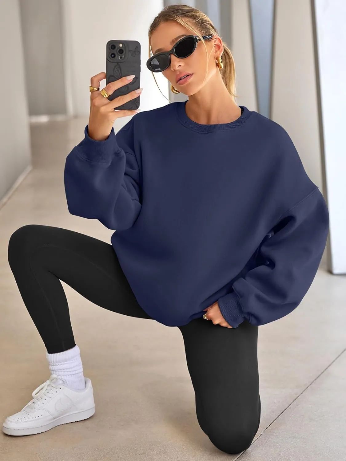 EFAN Womens Oversized Sweatshirts Hoodies Fleece Crewneck Sweaters Casual Tops Comfy Fall Fashion Outfits Winter Clothes 2025