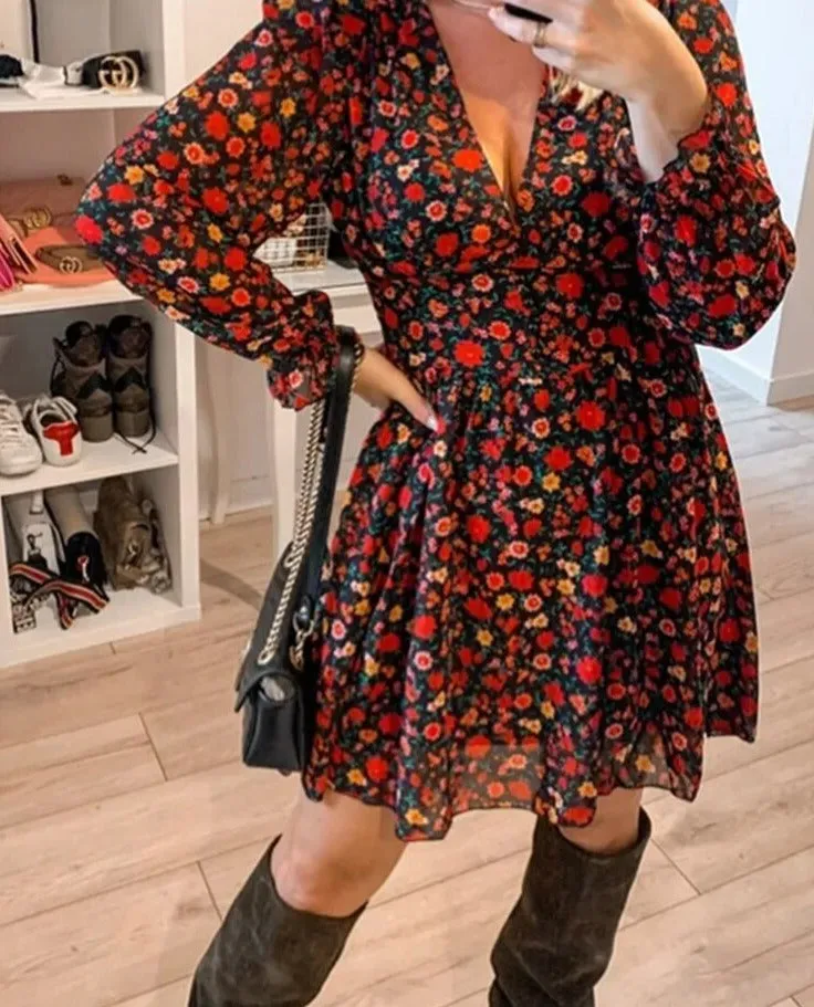 Elegant Ruffles Long Sleeve Dress