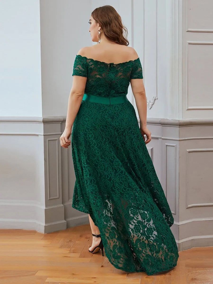 Feminine Plus Size A-line Lace Evening Dresses with Round Neck