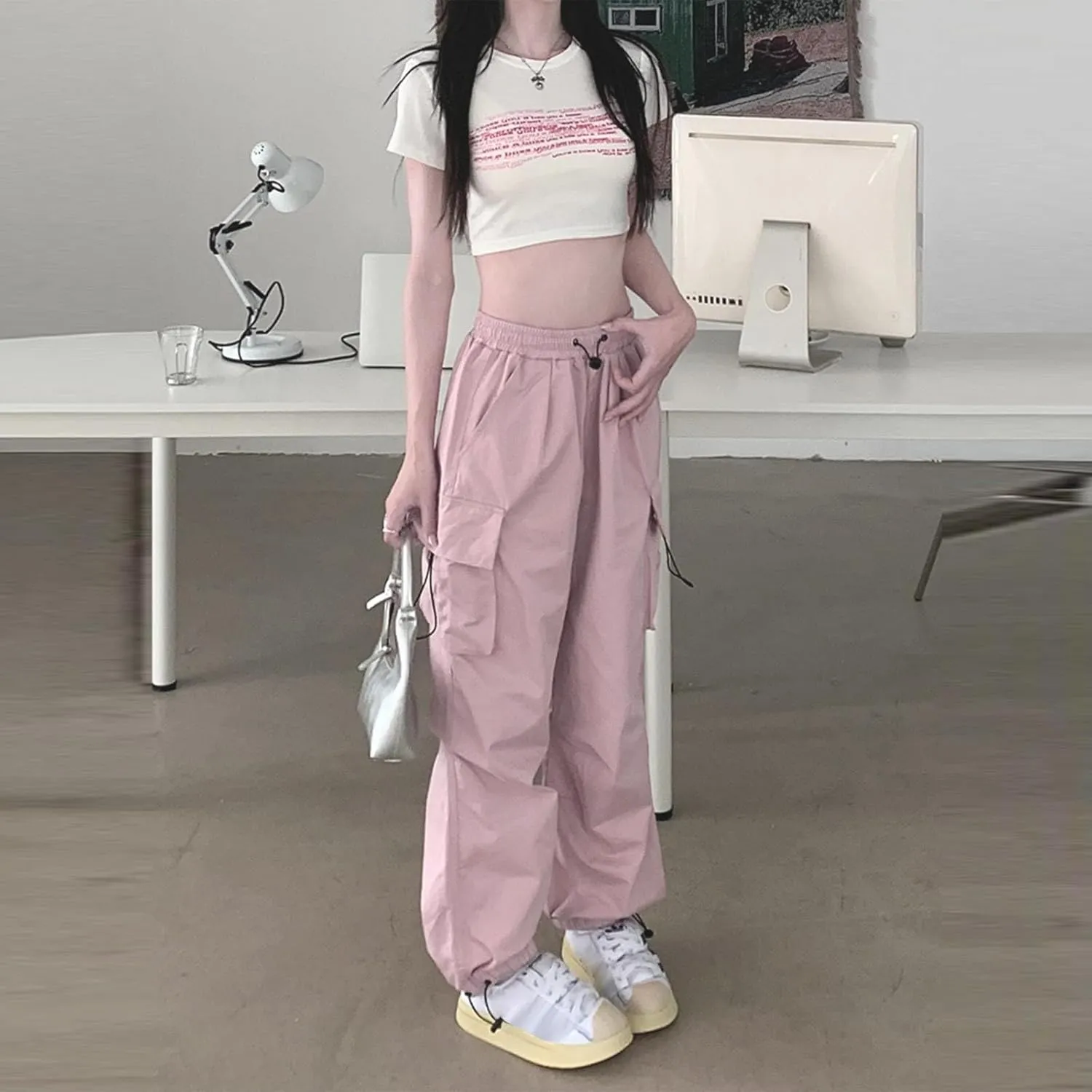 Women's Wide Leg Sweatpants Elastic High Waist Straight Leg Athletic 2025 Trendy Casual Baggy Trousers with Pockets